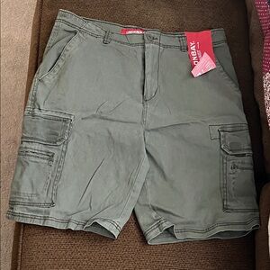 UNIONBAY Men's Olive Cargo Shorts